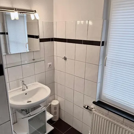 Wuerselen-wiesenhof Apartamento *